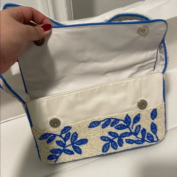 Beaded Handbag - Picture 5 of 6